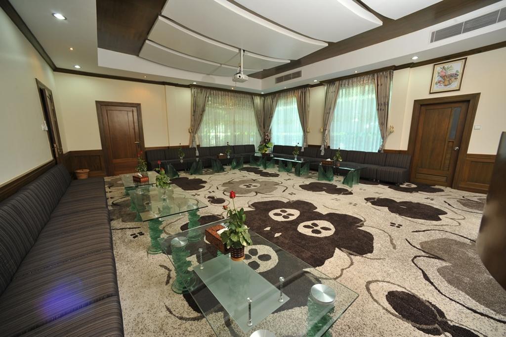 Palm Spring Resort Yangon Exterior photo