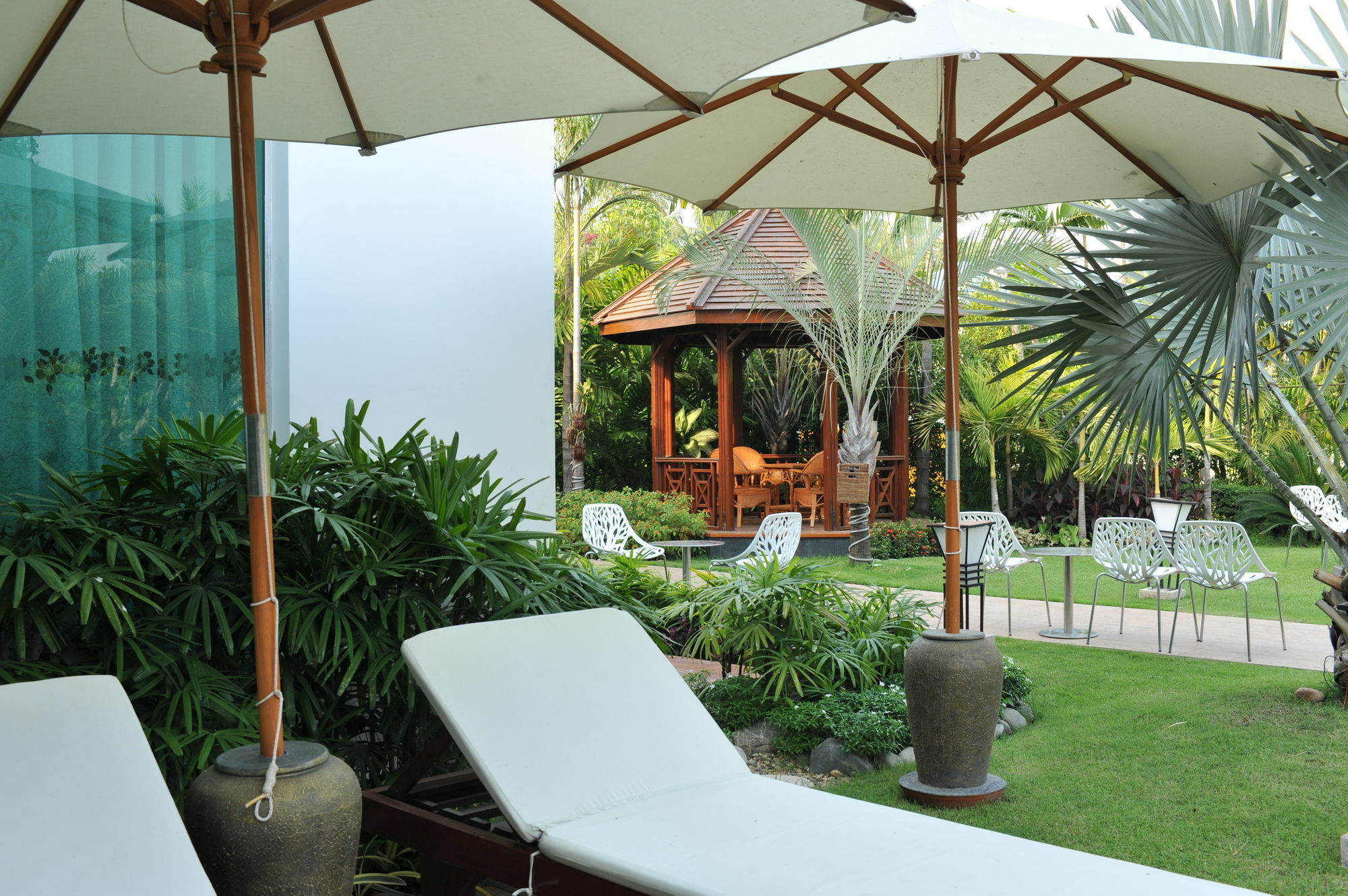 Palm Spring Resort Yangon Exterior photo