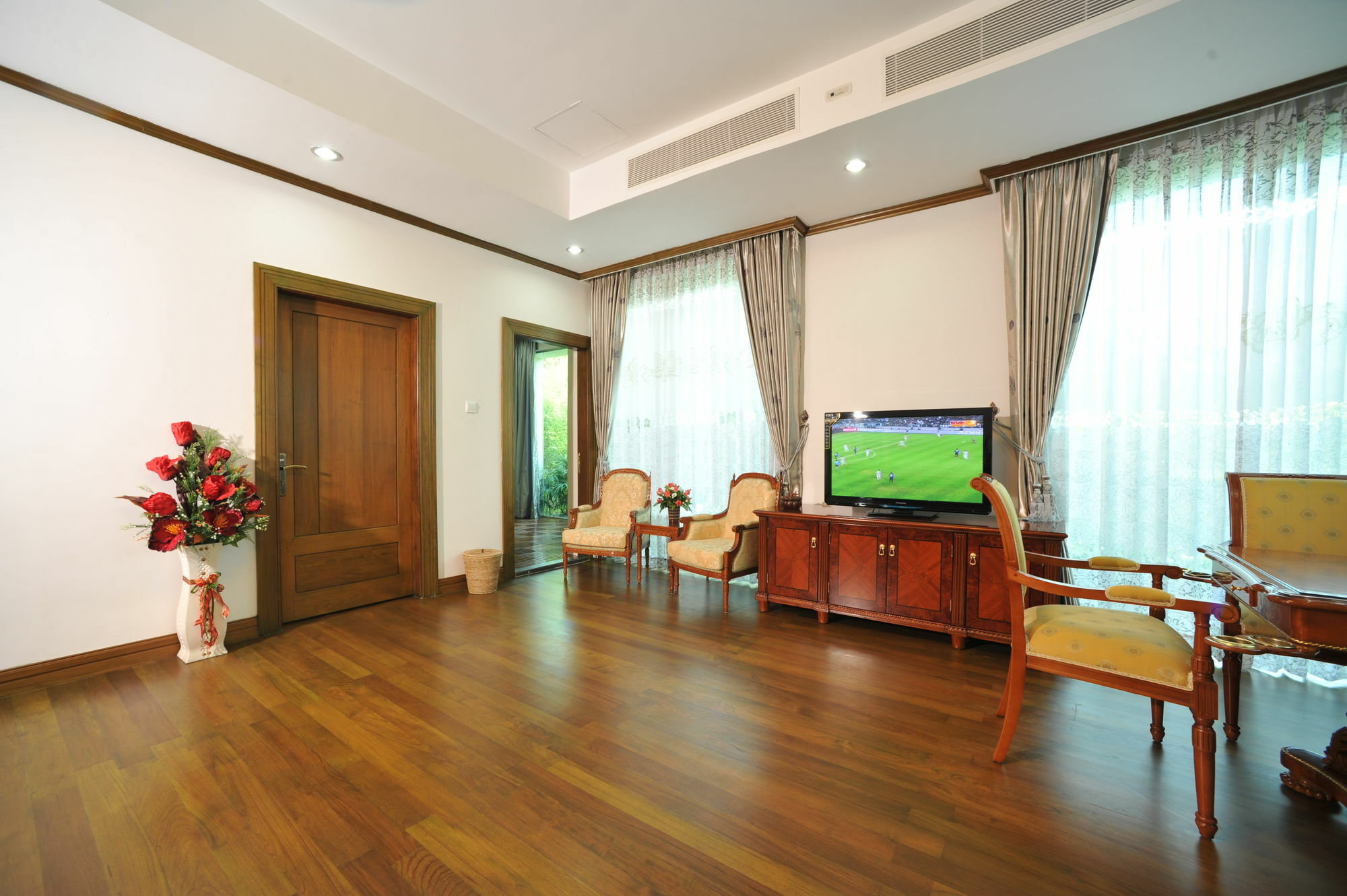 Palm Spring Resort Yangon Exterior photo
