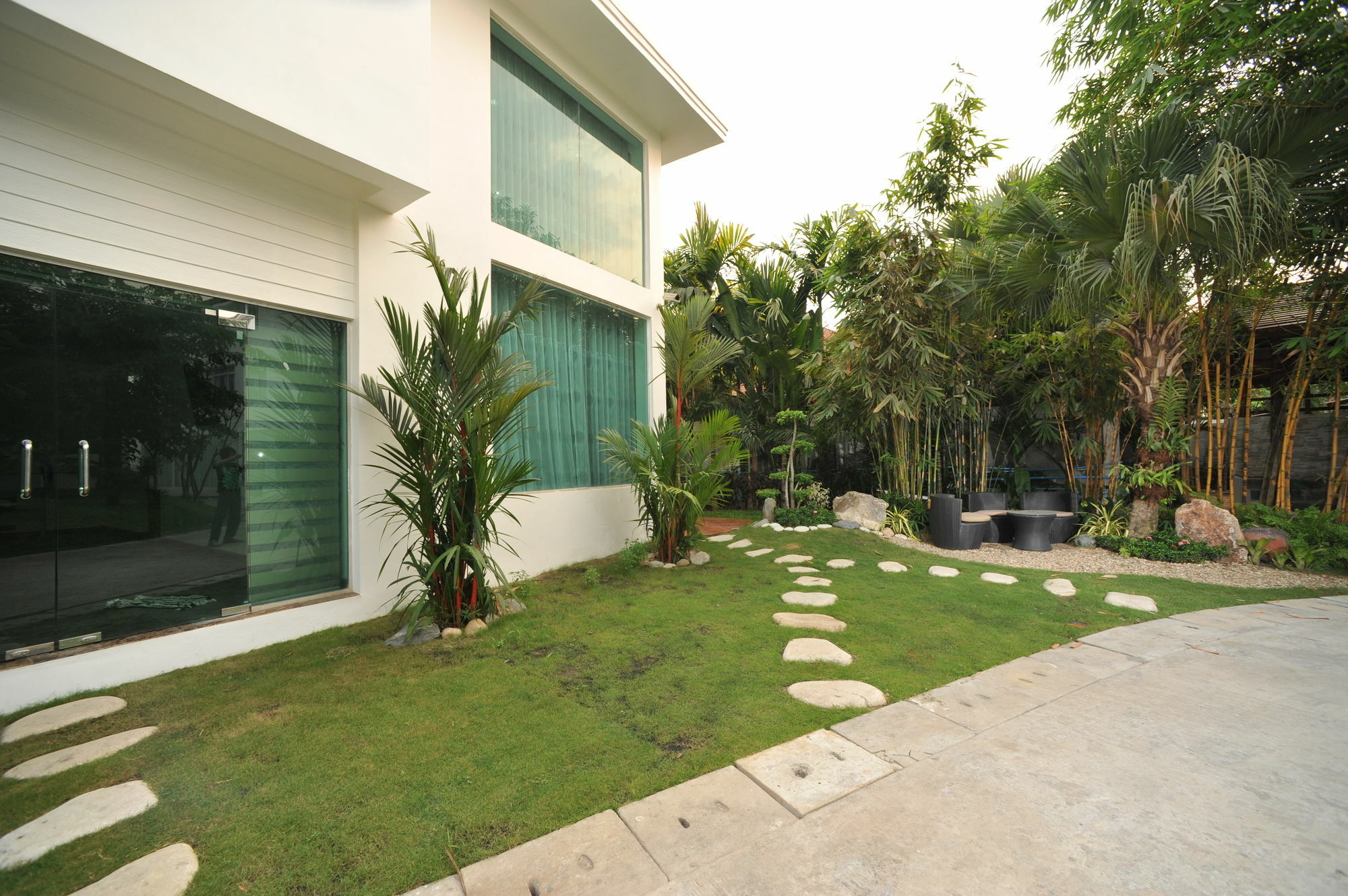 Palm Spring Resort Yangon Exterior photo